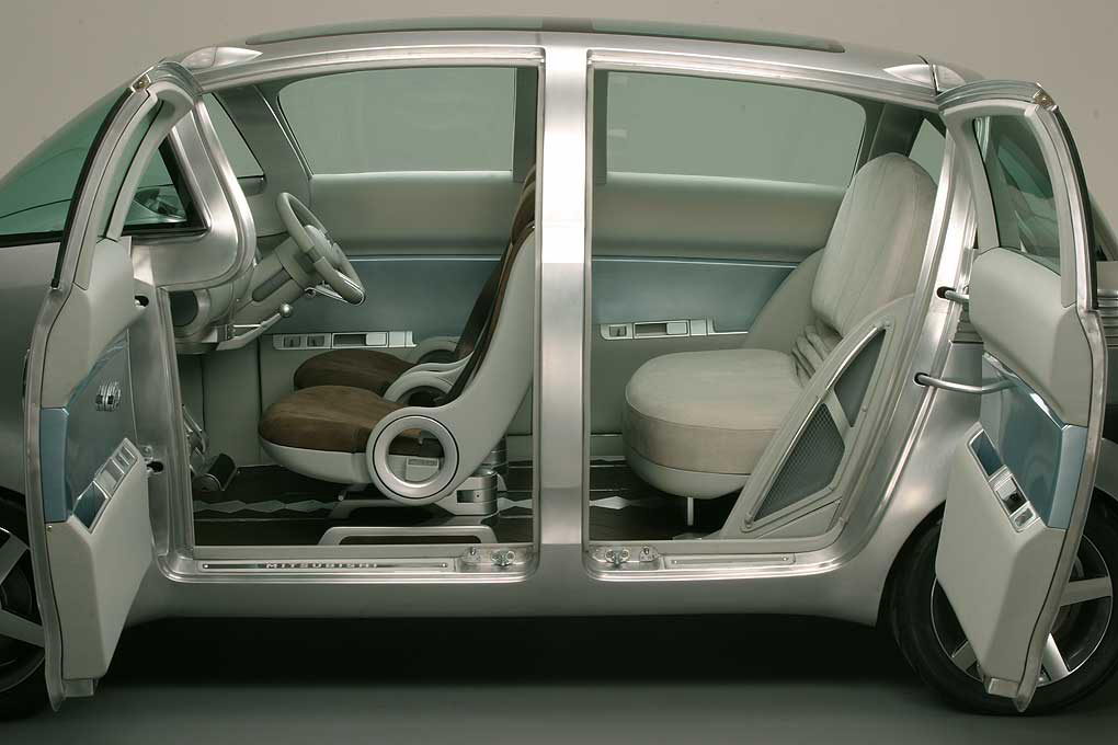 Mitsubishi SE-RO 2003 003.jpg